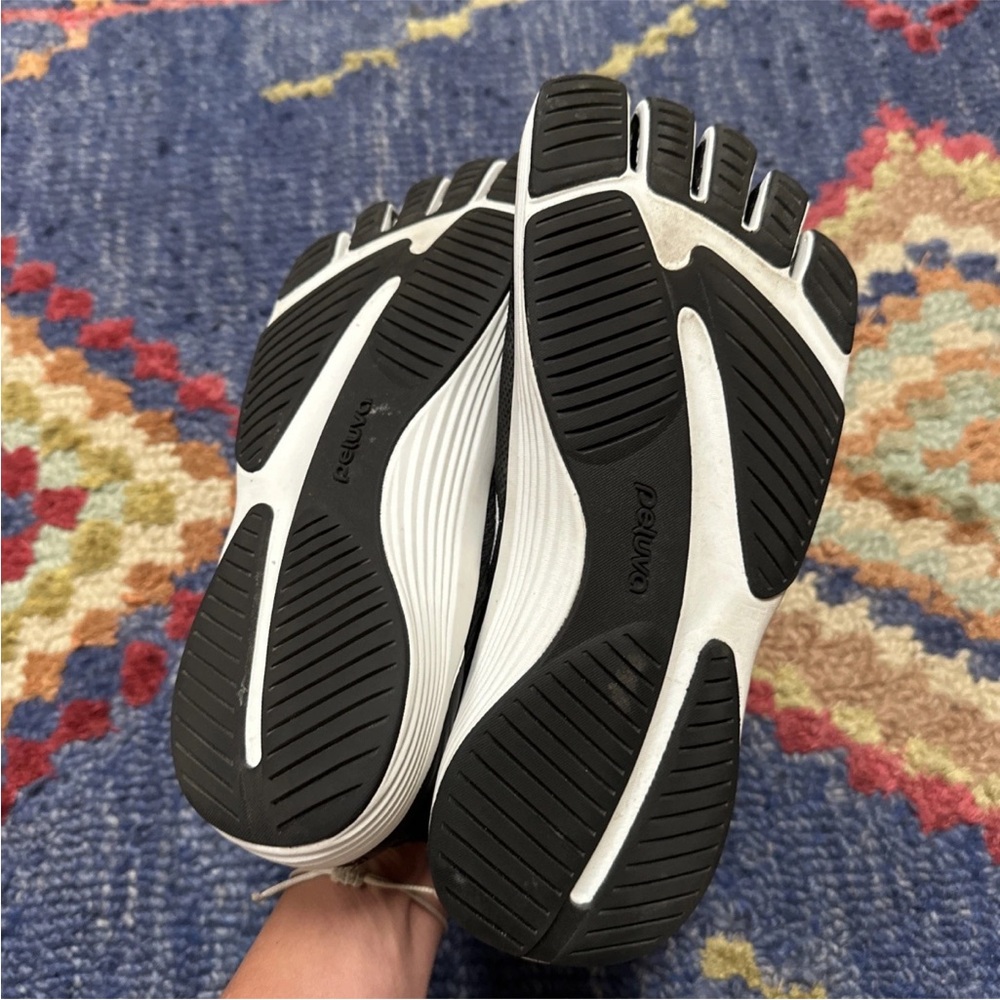 Black and White Women's Toe Shoes - Picture 7 of 9